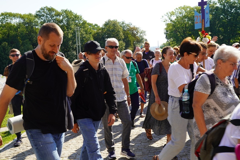 PPW 2022 - dzień 9. (Częstochowa Kawodrza-Jasna Góra) - część 3