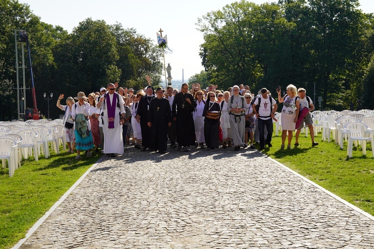 PPW 2022 - dzień 9. (Częstochowa Kawodrza-Jasna Góra) - część 3