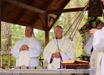 Czwartego dnia Eucharystii przewodniczył pasterz diecezji.