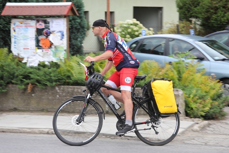 Rowerowy Team "Rozkręć wiarę" wyruszył na pielgrzymkę "Śladami św. Pawła" -2022