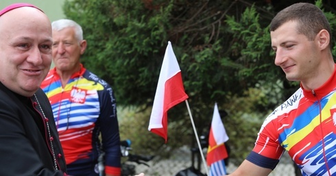 Rowerowy Team "Rozkręć wiarę" wyruszył na pielgrzymkę "Śladami św. Pawła" -2022