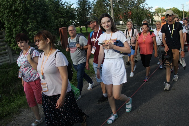 Fotorelacja z pielgrzymki - dzień 7. - kolumna stalowowolska