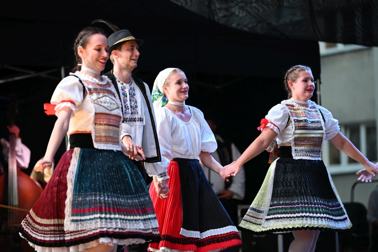 Inauguracja XXX Międzynarodowego Festiwalu Folkloru w Strzegomiu