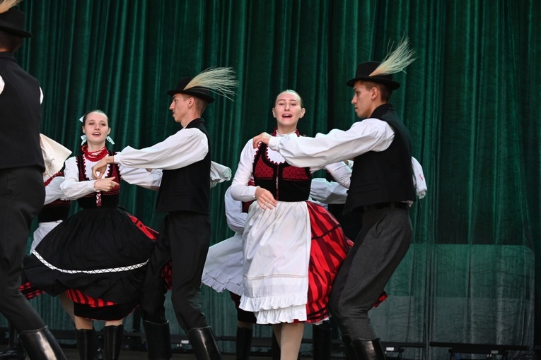 Inauguracja XXX Międzynarodowego Festiwalu Folkloru w Strzegomiu