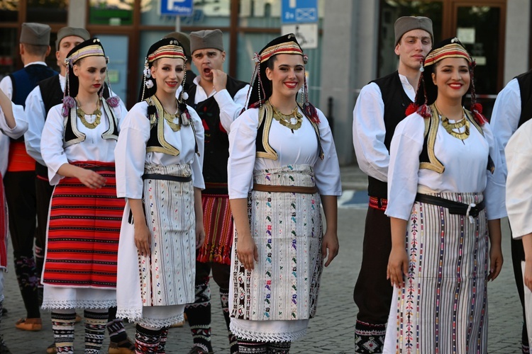 Inauguracja XXX Międzynarodowego Festiwalu Folkloru w Strzegomiu