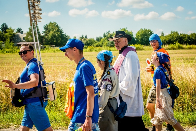 Jasna Góra już niedaleko - ostatni dzień pielgrzymowania