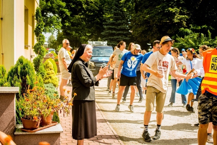 Jasna Góra już niedaleko - ostatni dzień pielgrzymowania