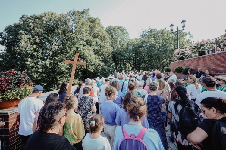 Zielonogórscy pątnicy u Pani Jasnogórskiej