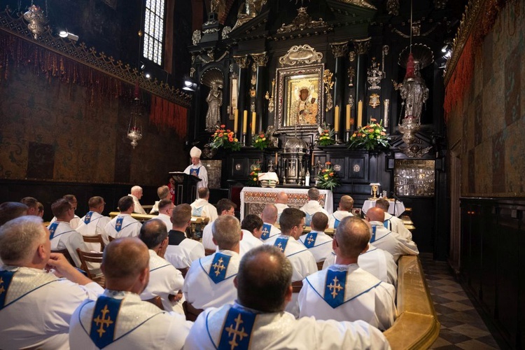 Ziemia głogowska u Czarnej Madonny