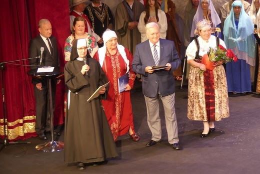 Jubileusz 400-lecia sióstr elżbietanek cieszyńskich z nuncjuszem i biskupami - 2022