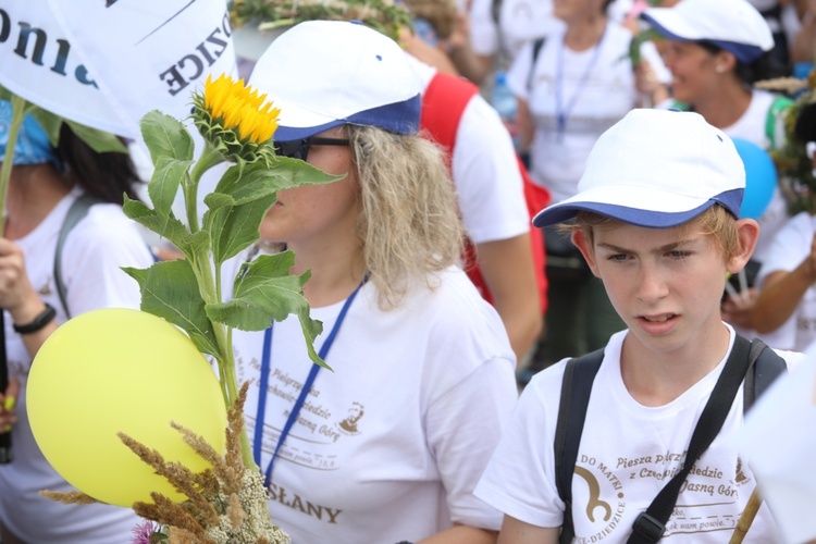 Powitanie 20. Pieszej Pielgrzymki Dekanatu Czechowickiego na Jasnej Górze - 2022