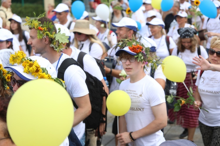 Powitanie 20. Pieszej Pielgrzymki Dekanatu Czechowickiego na Jasnej Górze - 2022