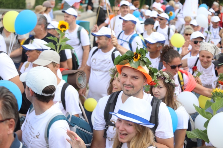 Powitanie 20. Pieszej Pielgrzymki Dekanatu Czechowickiego na Jasnej Górze - 2022