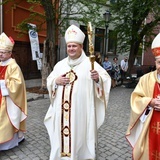 Sakra w obiektywie