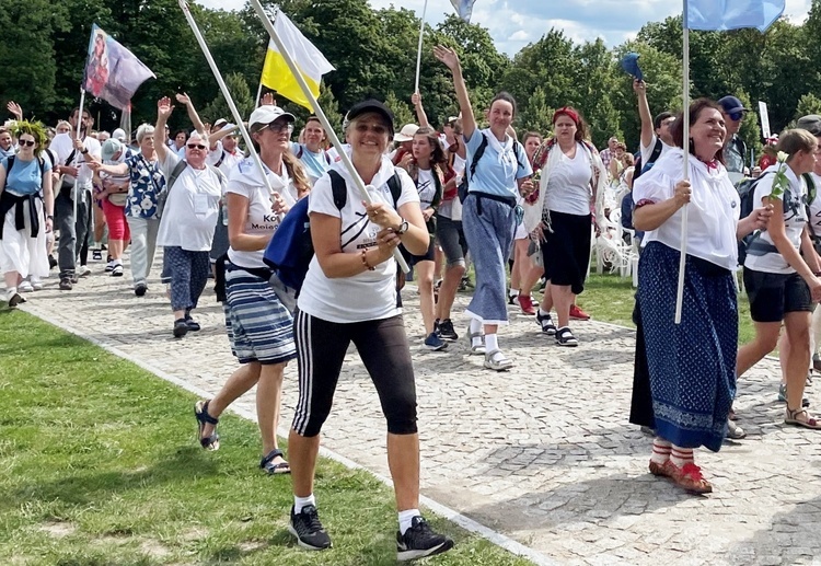 Powitanie 31. Pielgrzymki Diecezji Bielsko-Żywieckiej na Jasną Górę - grup z Wilamowic - 2022