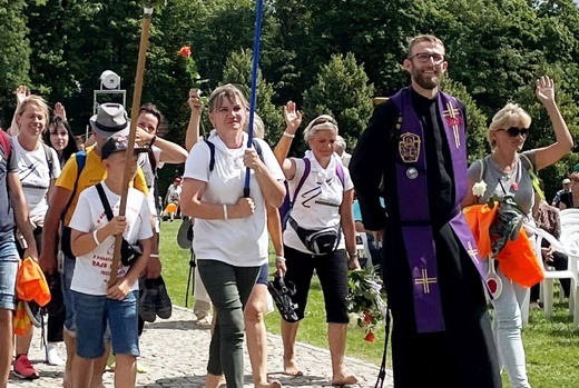 Powitanie 31. Pielgrzymki Diecezji Bielsko-Żywieckiej na Jasną Górę - grup z Wilamowic - 2022