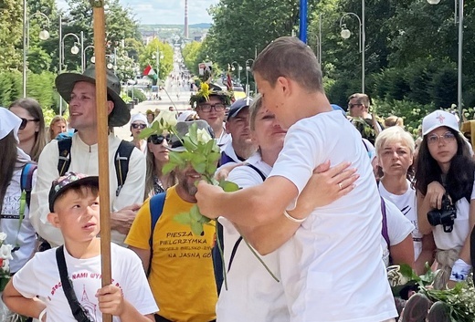 Powitanie 31. Pielgrzymki Diecezji Bielsko-Żywieckiej na Jasną Górę - grup z Wilamowic - 2022