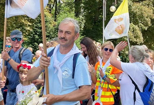 Powitanie 31. Pielgrzymki Diecezji Bielsko-Żywieckiej na Jasną Górę - grup z Wilamowic - 2022