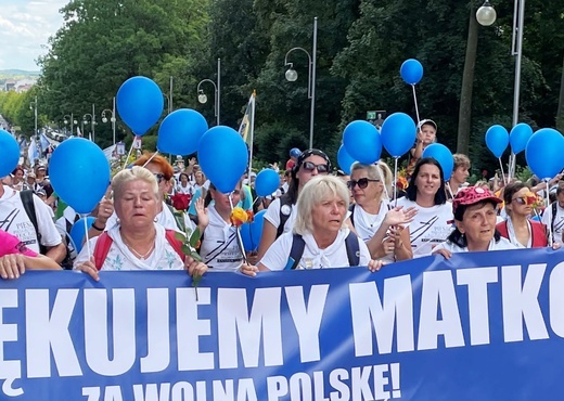 Powitanie 31. Pielgrzymki Diecezji Bielsko-Żywieckiej na Jasną Górę - grup z Wilamowic - 2022