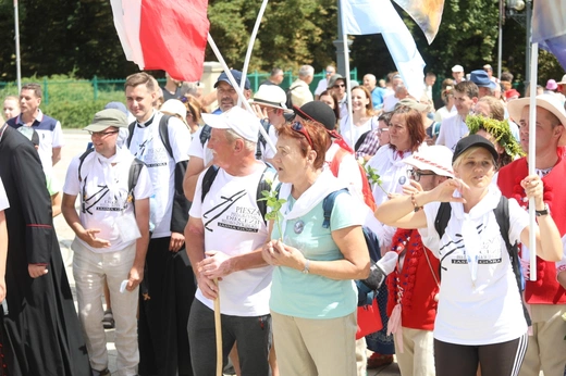Powitanie 31. Pielgrzymki Diecezji Bielsko-Żywieckiej na Jasną Górę - grup z Wilamowic - 2022