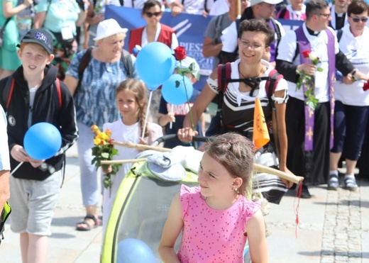 Powitanie 31. Pielgrzymki Diecezji Bielsko-Żywieckiej na Jasną Górę - grup z Wilamowic - 2022