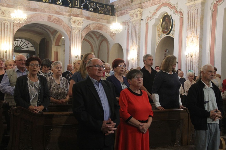 Wojnicz. Uroczyste wprowadzenie relikwii św. Wawrzyńca