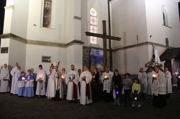 Brzesko. Poświęcenie kapliczki wynagradzającej