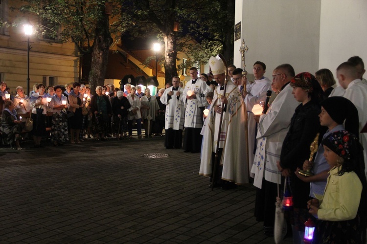 Brzesko. Poświęcenie kapliczki wynagradzającej