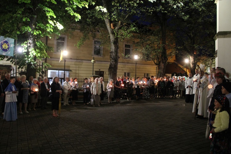 Brzesko. Poświęcenie kapliczki wynagradzającej