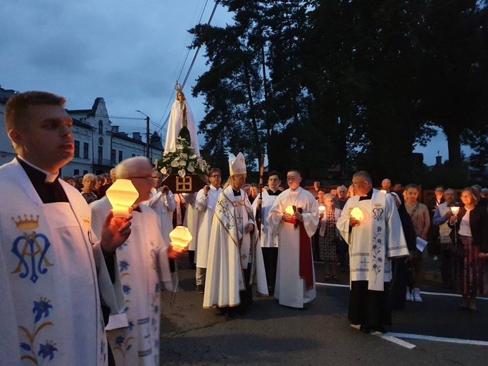 Brzesko. Poświęcenie kapliczki wynagradzającej