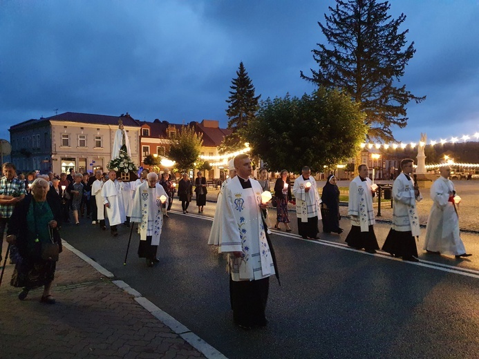 Brzesko. Poświęcenie kapliczki wynagradzającej