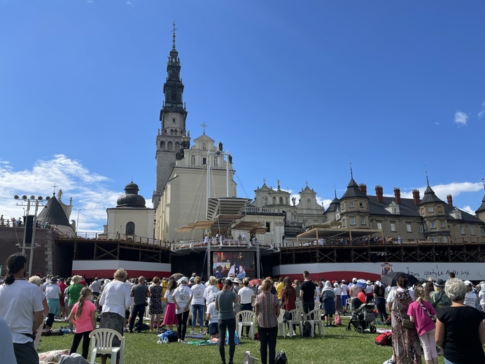 Msza św. na zakończenie 31. Pieszej Pielgrzymki Diecezji Bielsko-Żywieckiej na Jasną Górę - 2022