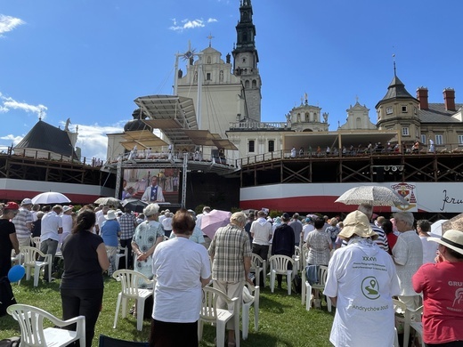 Msza św. na zakończenie 31. Pieszej Pielgrzymki Diecezji Bielsko-Żywieckiej na Jasną Górę - 2022