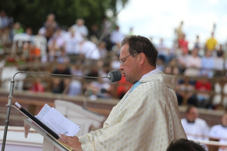 W imieniu pielgrzymów za gościnę na Jasnej Górze dziękował główny przewodnik - ks. Damian Koryciński.