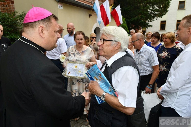 Biskupia Msza św. prymicyjna w Zielonej Górze