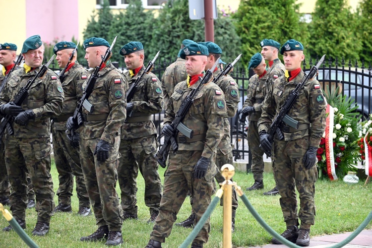 Obchody 102. rocznicy Bitwy Warszawskiej w Świdnicy