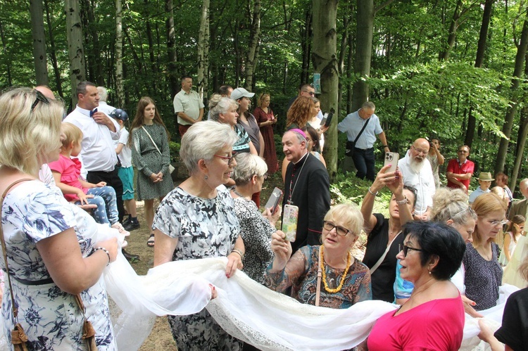 Jamna. 30-lecie obecności domikanów