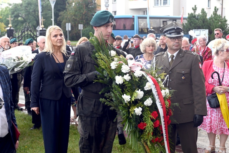 Obchody 102. rocznicy Bitwy Warszawskiej w Świdnicy