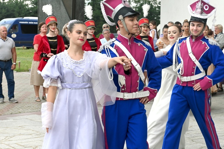 Obchody 102. rocznicy Bitwy Warszawskiej w Świdnicy