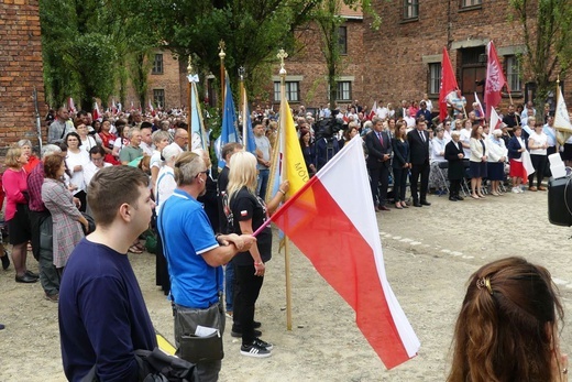 81. rocznica śmierci św. Maksymiliana w Oświęcimiu - pielgrzymka i Msza św. przy Bloku Śmierci