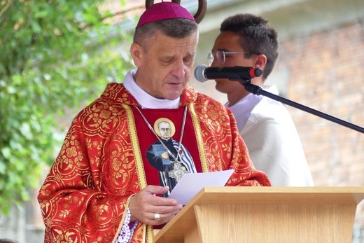 81. rocznica śmierci św. Maksymiliana w Oświęcimiu - pielgrzymka i Msza św. przy Bloku Śmierci