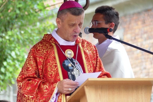 81. rocznica śmierci św. Maksymiliana w Oświęcimiu - pielgrzymka i Msza św. przy Bloku Śmierci