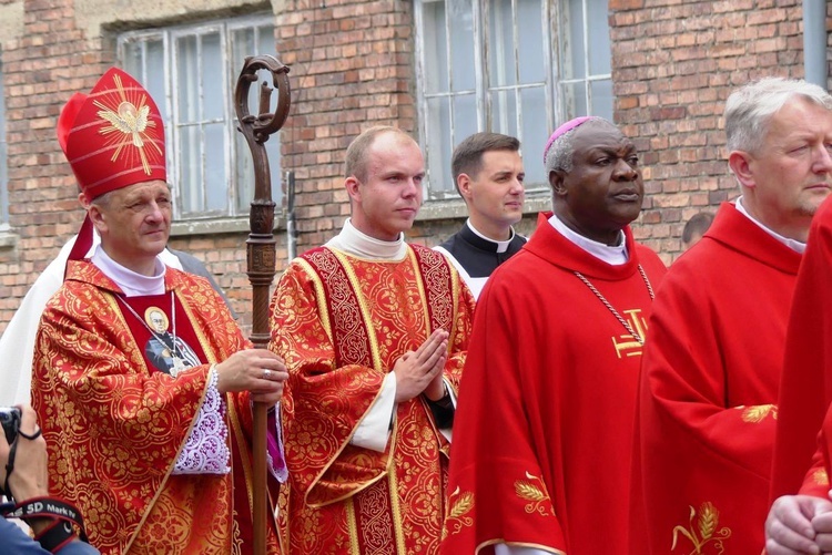 81. rocznica śmierci św. Maksymiliana w Oświęcimiu - pielgrzymka i Msza św. przy Bloku Śmierci