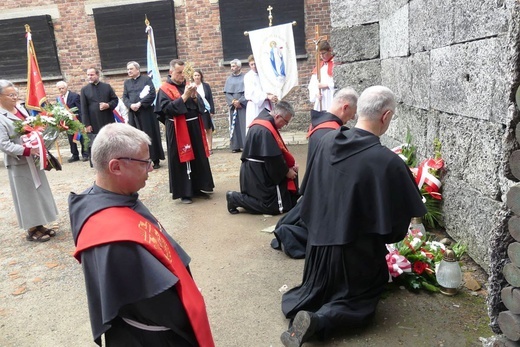81. rocznica śmierci św. Maksymiliana w Oświęcimiu - pielgrzymka i Msza św. przy Bloku Śmierci