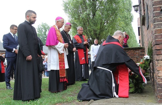 81. rocznica śmierci św. Maksymiliana w Oświęcimiu - pielgrzymka i Msza św. przy Bloku Śmierci