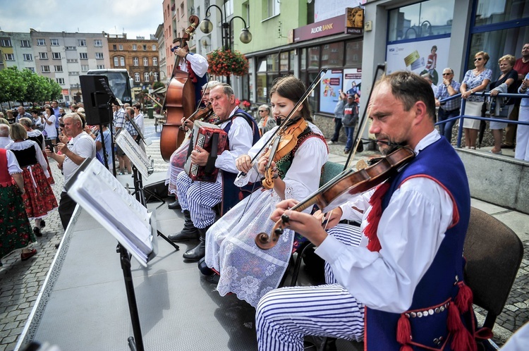 XXX Międzynarodowy Festiwal Folkloru w Strzegomiu