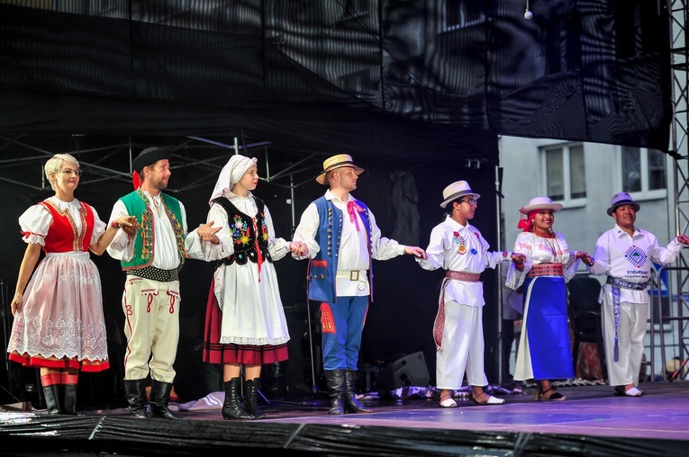 XXX Międzynarodowy Festiwal Folkloru w Strzegomiu