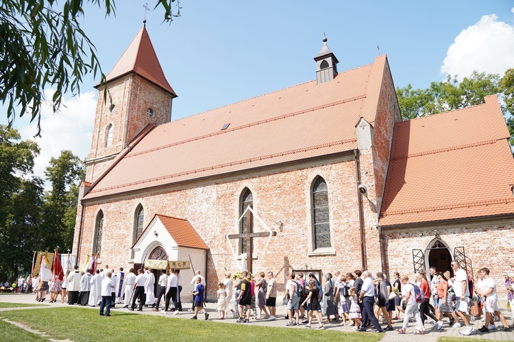 Uroczystość Wniebowzięcia NMP w Ligocie Książęcej z pielgrzymami z Namysłowa