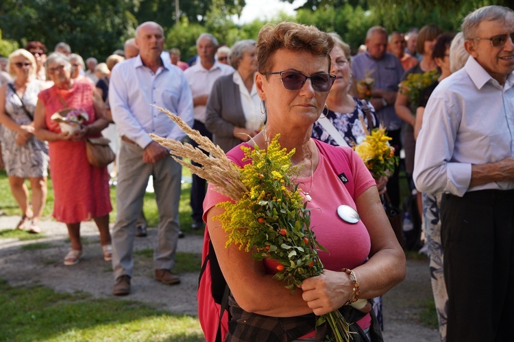 Uroczystość Wniebowzięcia NMP w Ligocie Książęcej z pielgrzymami z Namysłowa