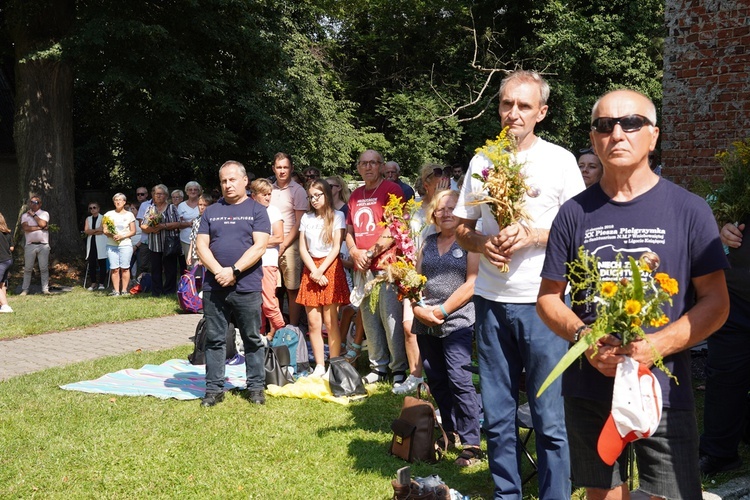 Uroczystość Wniebowzięcia NMP w Ligocie Książęcej z pielgrzymami z Namysłowa